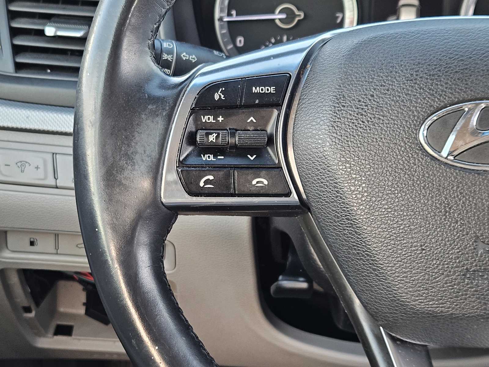 Thumbnail: 2018 Hyundai Sonata - 25