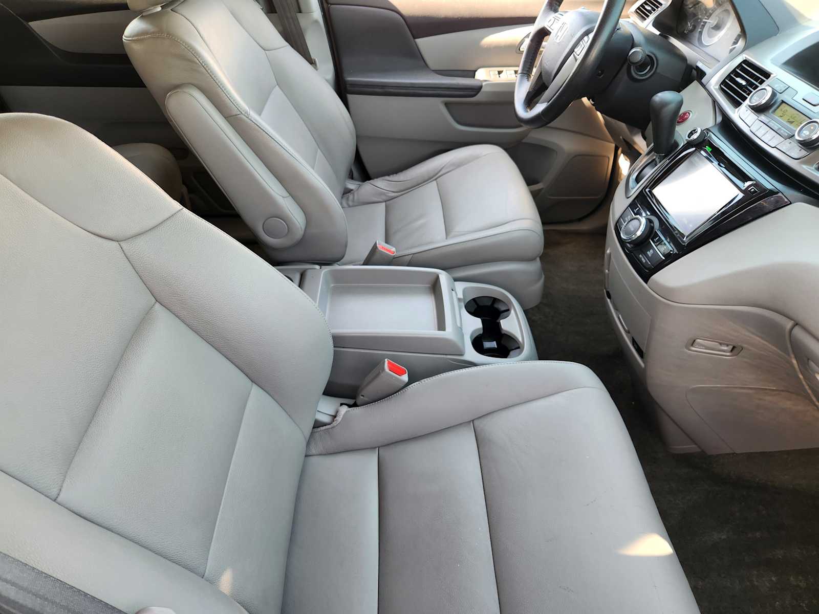 Thumbnail: 2016 Honda Odyssey - 13