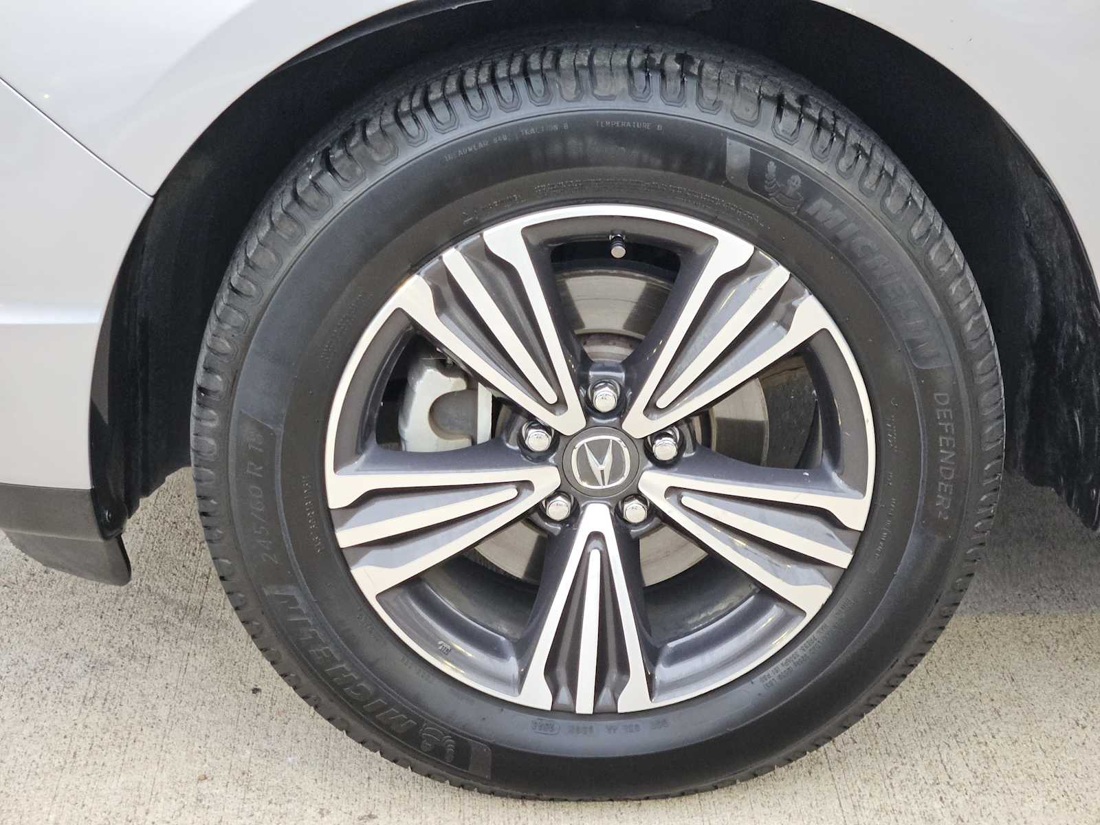2018 Acura MDX Base 11