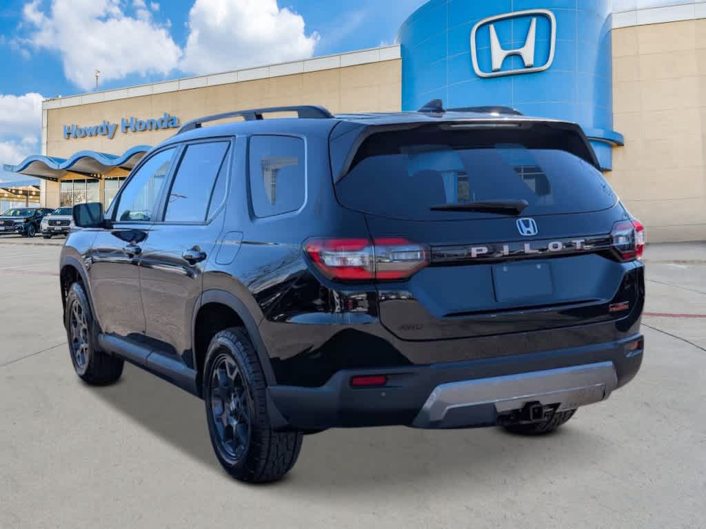 Thumbnail: 2026 Honda Pilot - 3