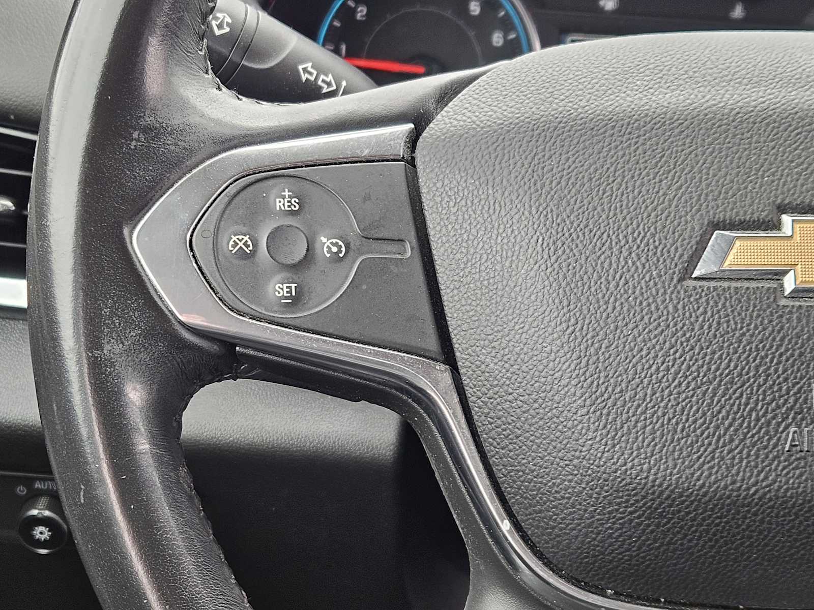 Thumbnail: 2018 Chevrolet Traverse - 27