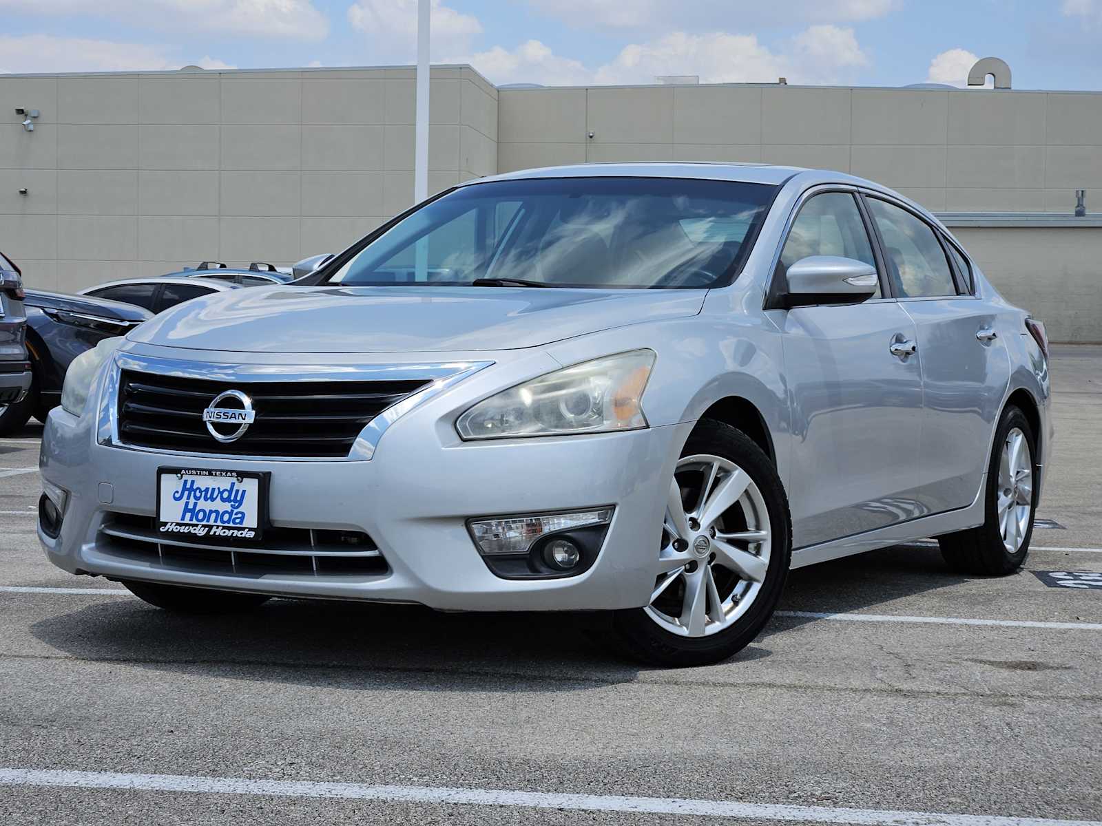 Thumbnail: 2015 Nissan Altima - 1
