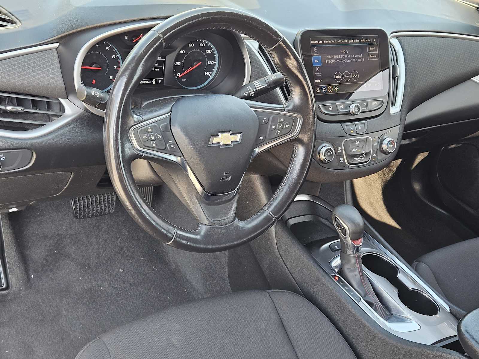 Thumbnail: 2021 Chevrolet Malibu - 2