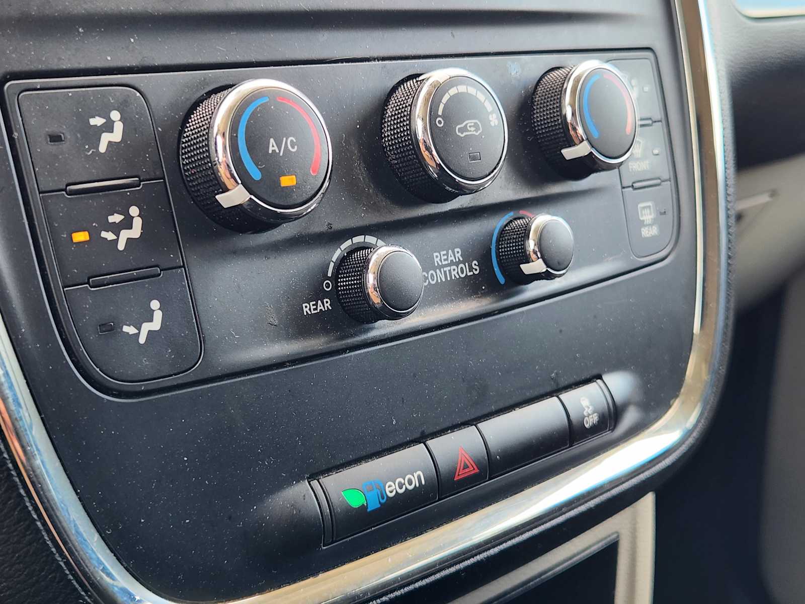 Thumbnail: 2019 Dodge Grand Caravan - 20