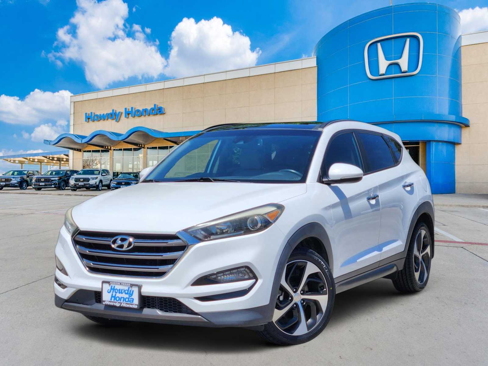 Thumbnail: 2016 Hyundai Tucson - 1