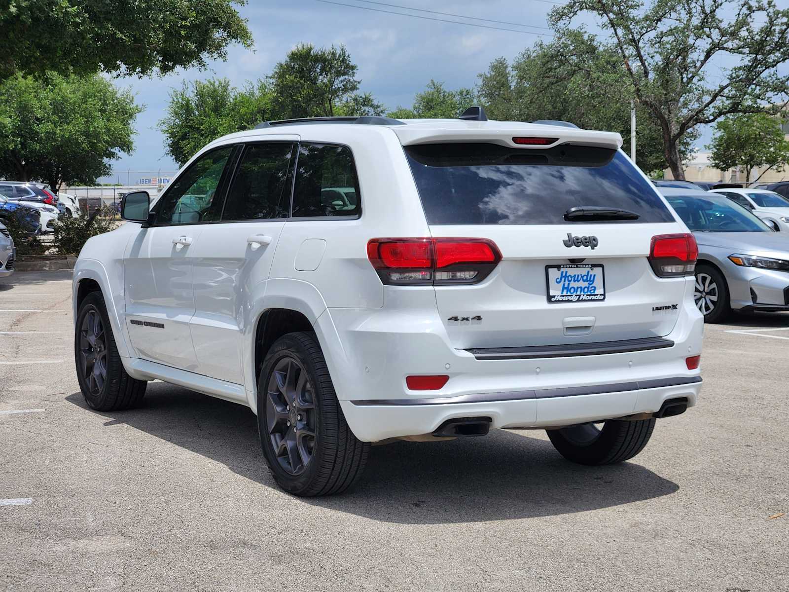 Thumbnail: 2020 Jeep Grand Cherokee - 5