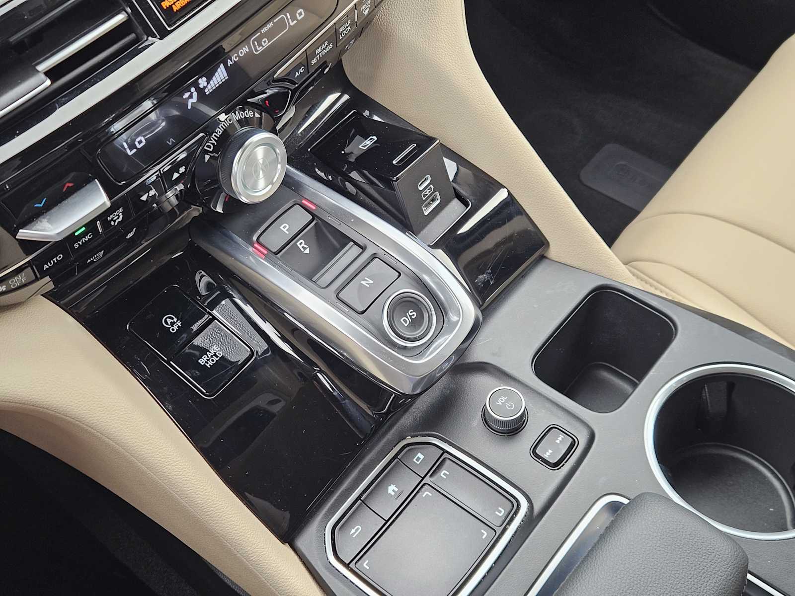 Thumbnail: 2024 Acura MDX - 20