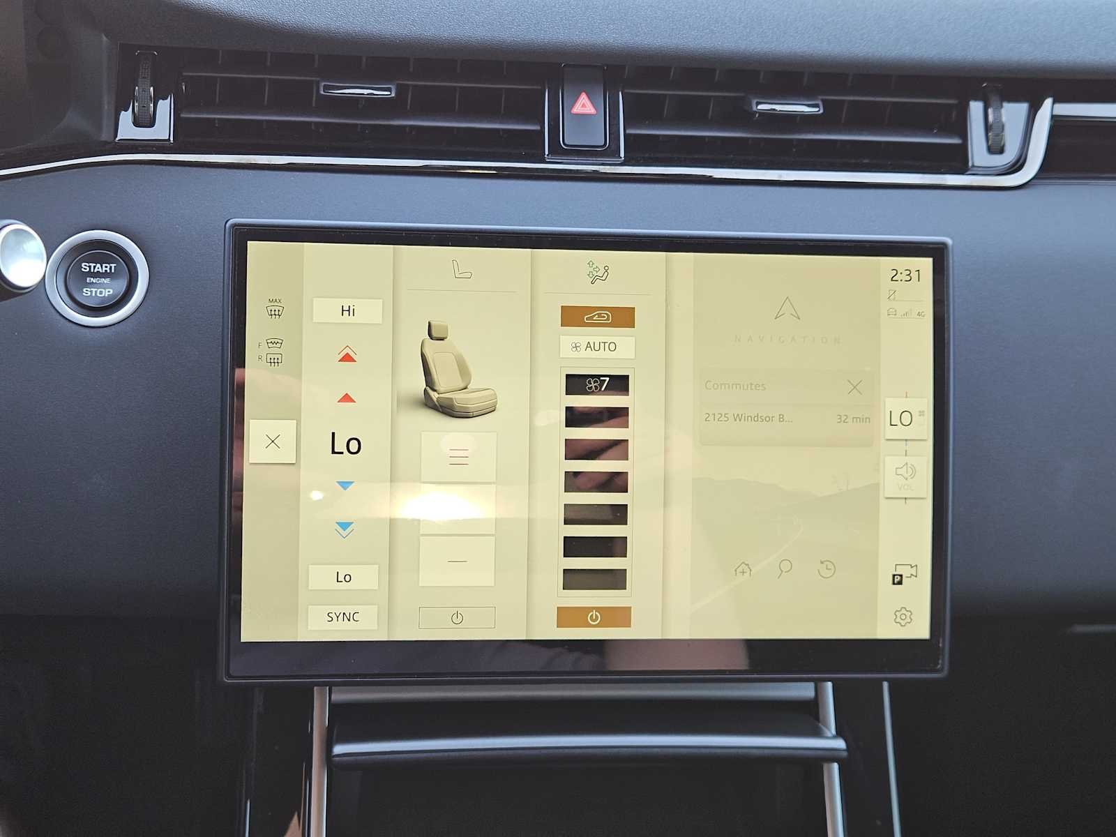 Thumbnail: 2024 Land Rover Range Rover Evoque - 18