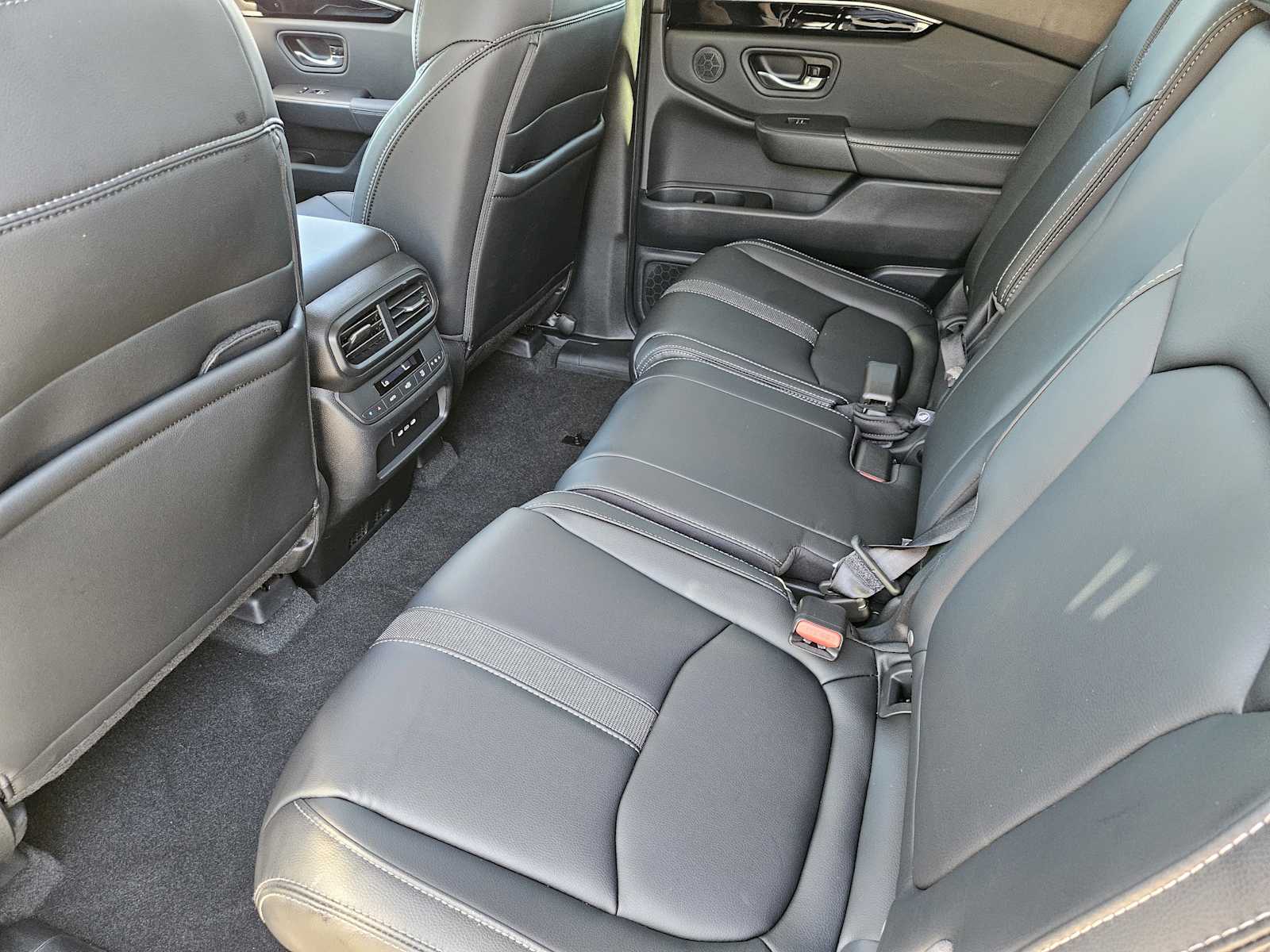 Thumbnail: 2025 Honda Pilot - 27