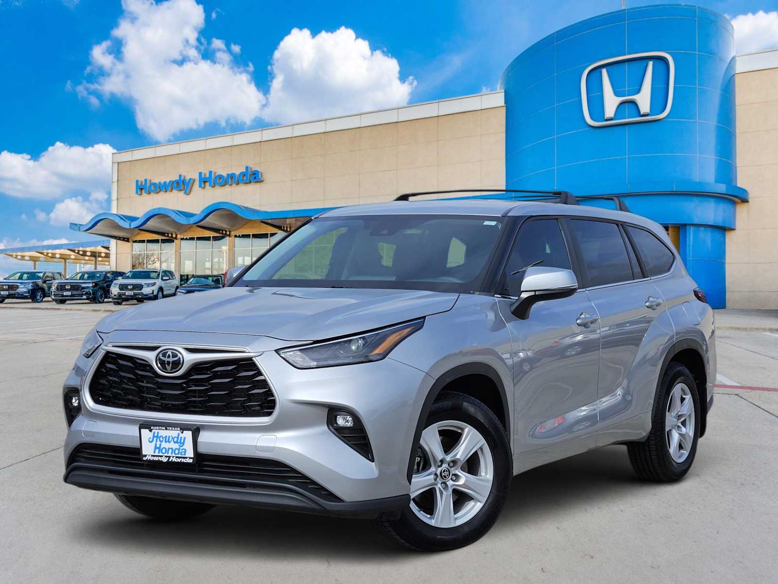 Thumbnail: 2023 Toyota Highlander - 1