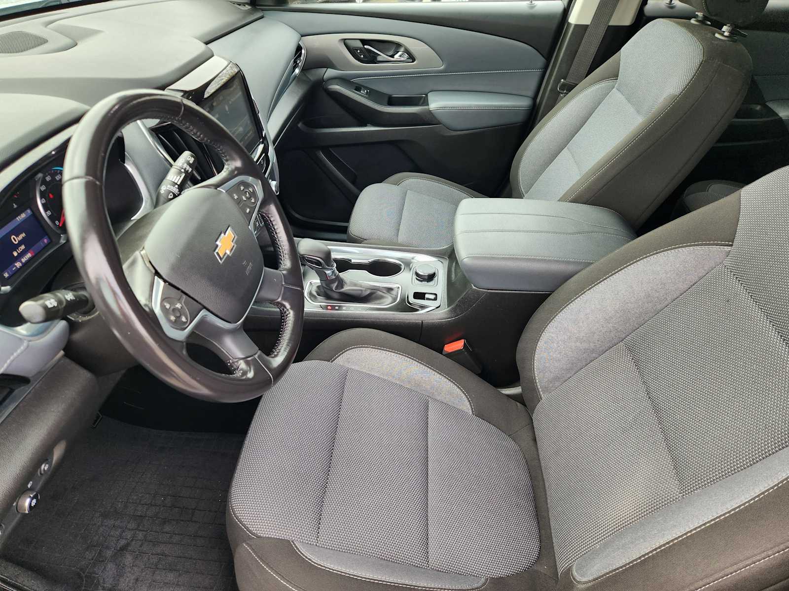 Thumbnail: 2021 Chevrolet Traverse - 13