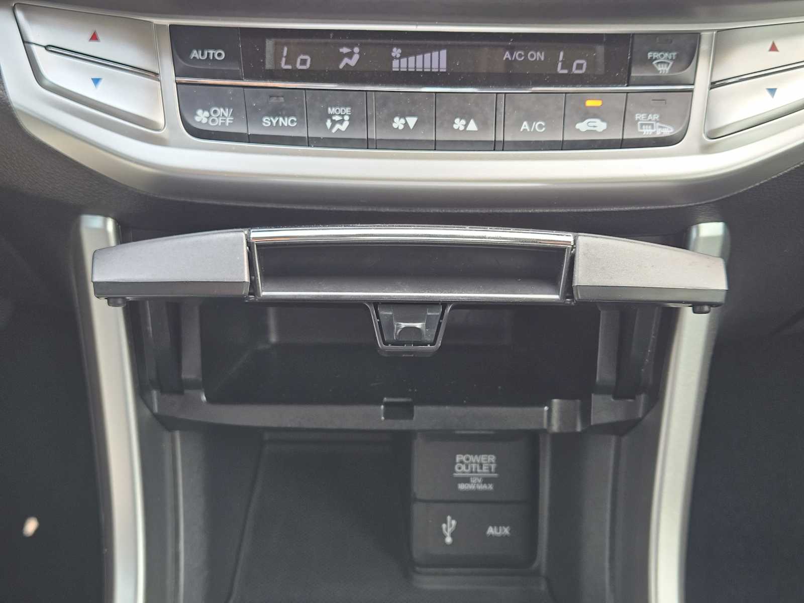 Thumbnail: 2015 Honda Accord - 19
