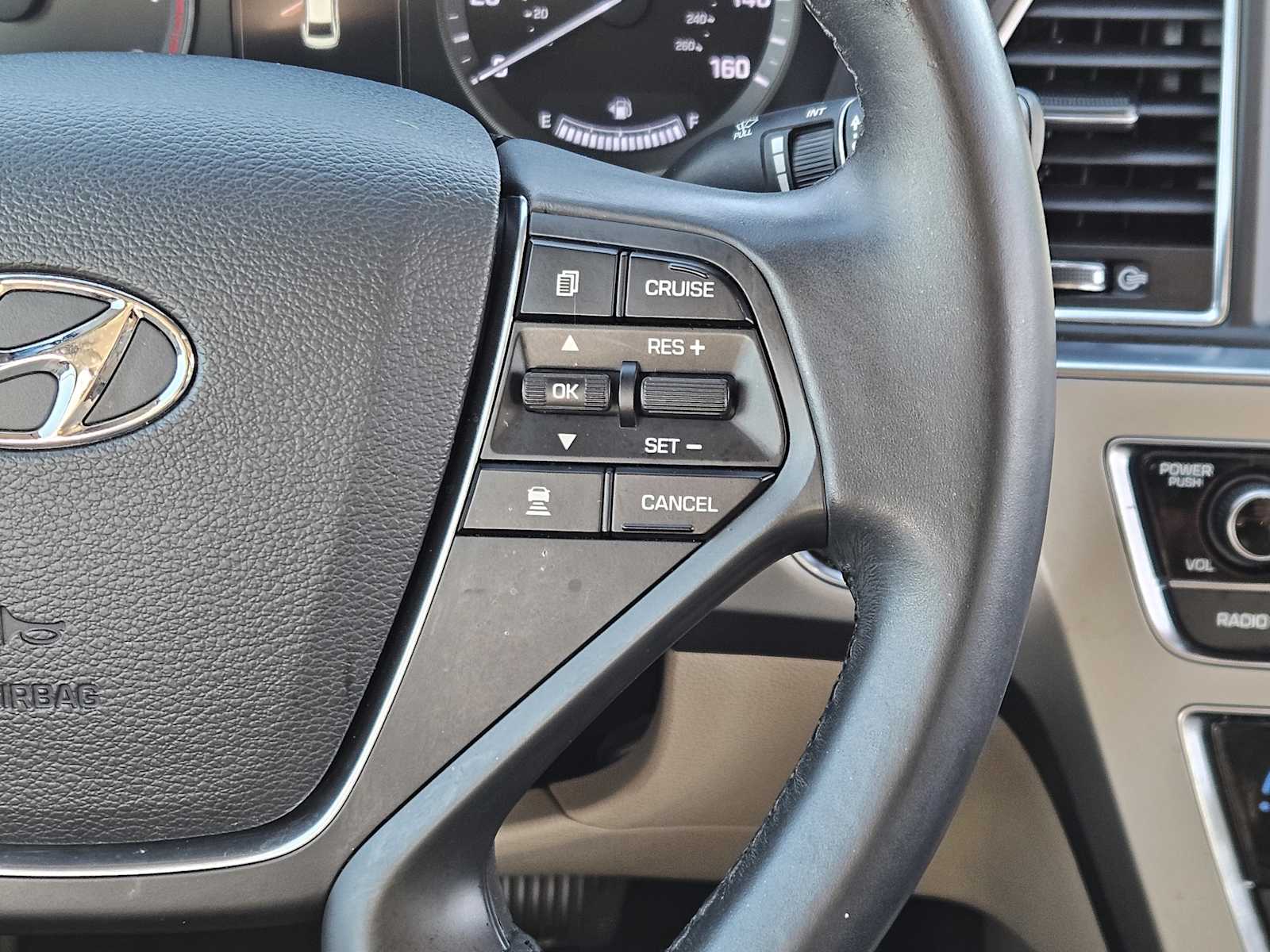 Thumbnail: 2016 Hyundai Sonata - 29