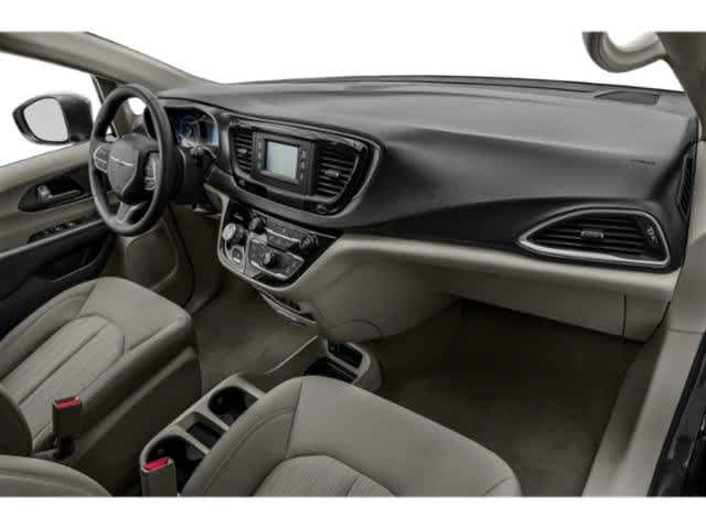 Thumbnail: 2020 Chrysler Pacifica - 19