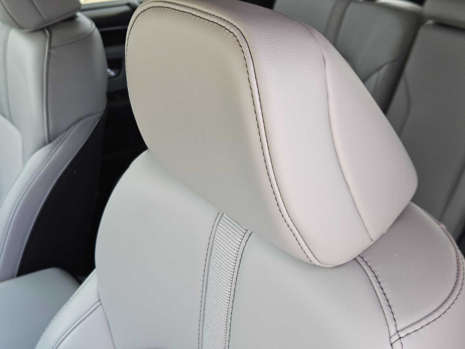 Thumbnail: 2025 Honda Pilot - 14