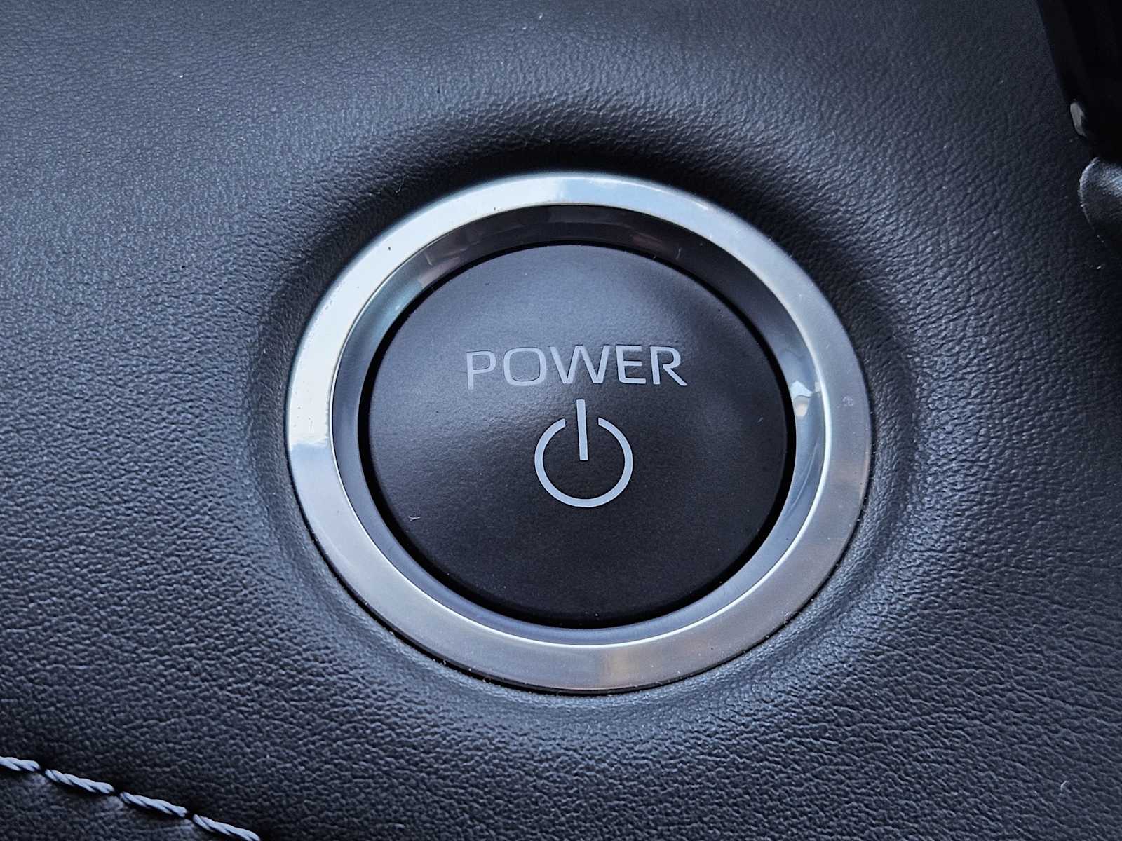 Thumbnail: 2024 Toyota Highlander - 21