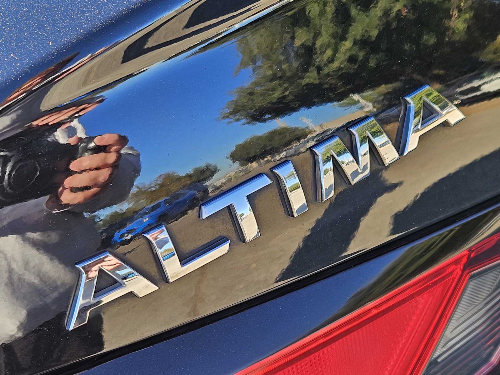 Thumbnail: 2020 Nissan Altima - 11