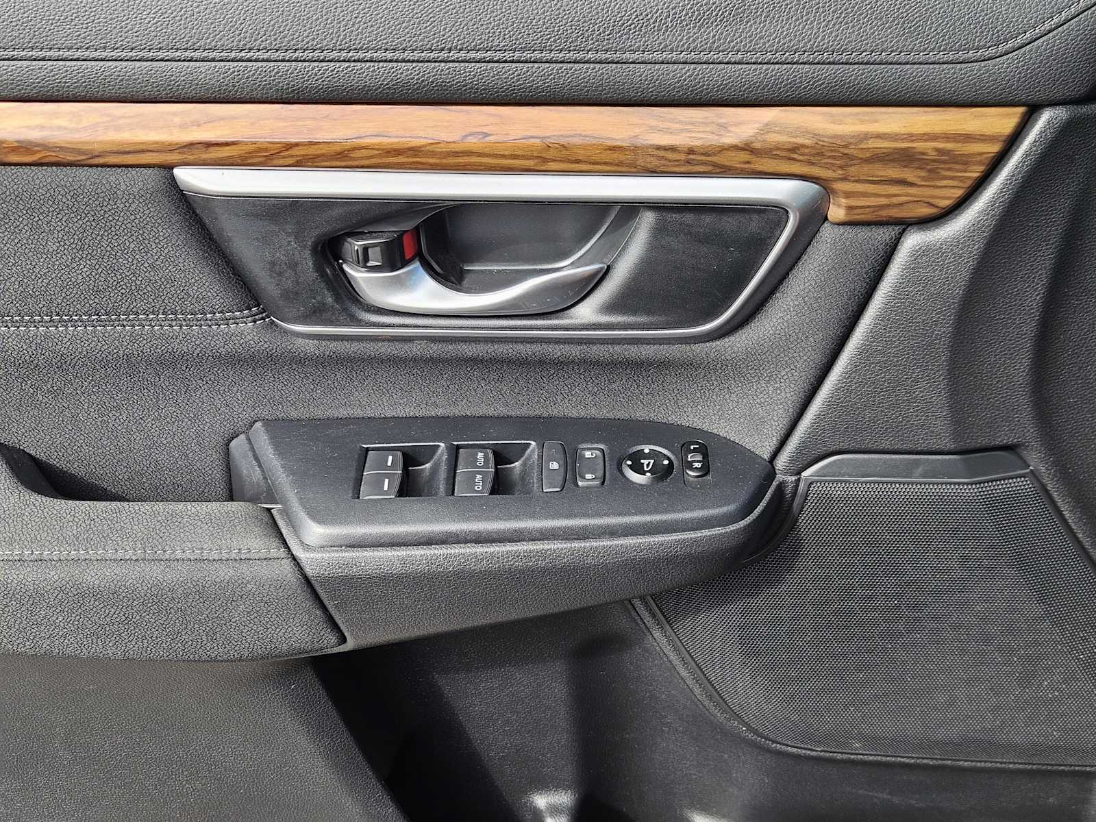 Thumbnail: 2019 Honda CR-V - 21