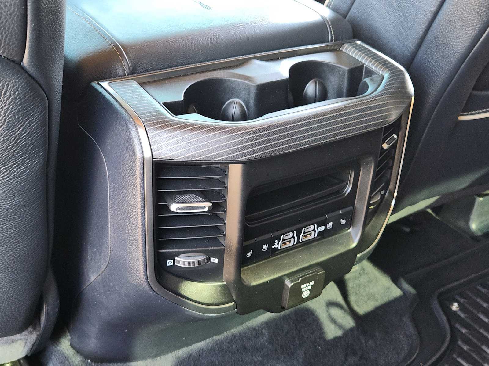 Thumbnail: 2020 RAM 1500 - 29