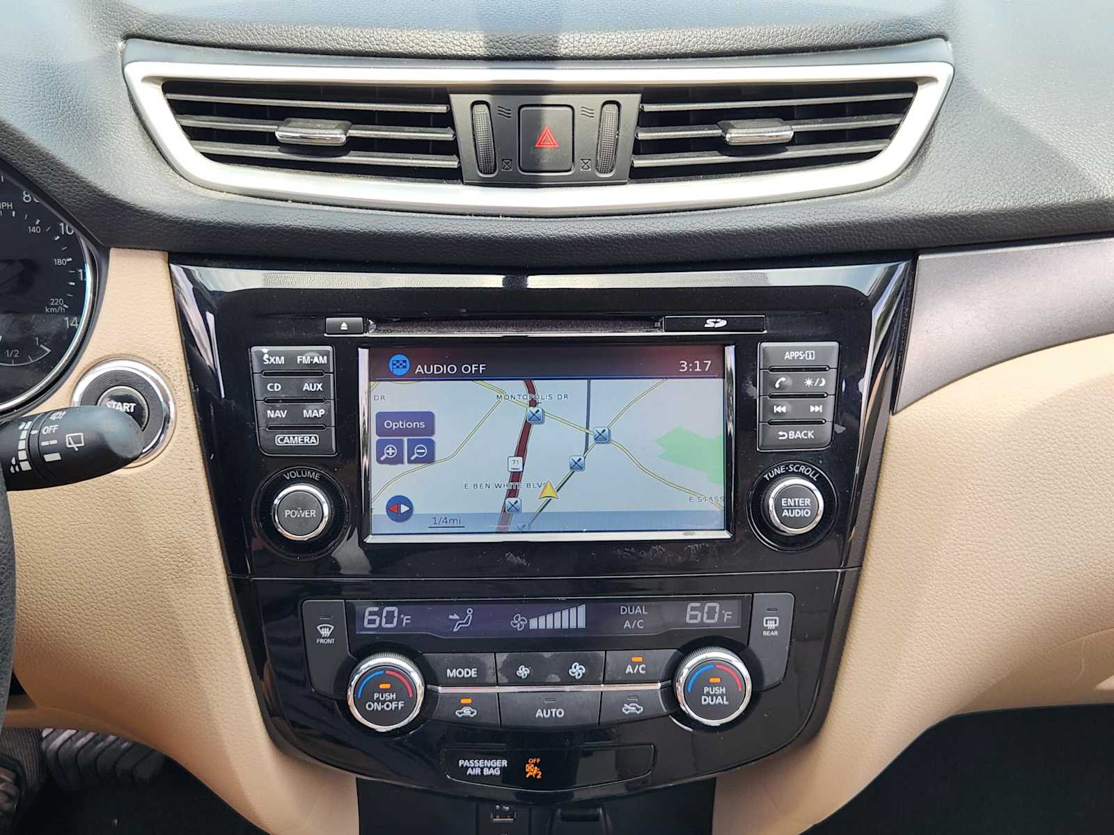 Thumbnail: 2016 Nissan Rogue - 17