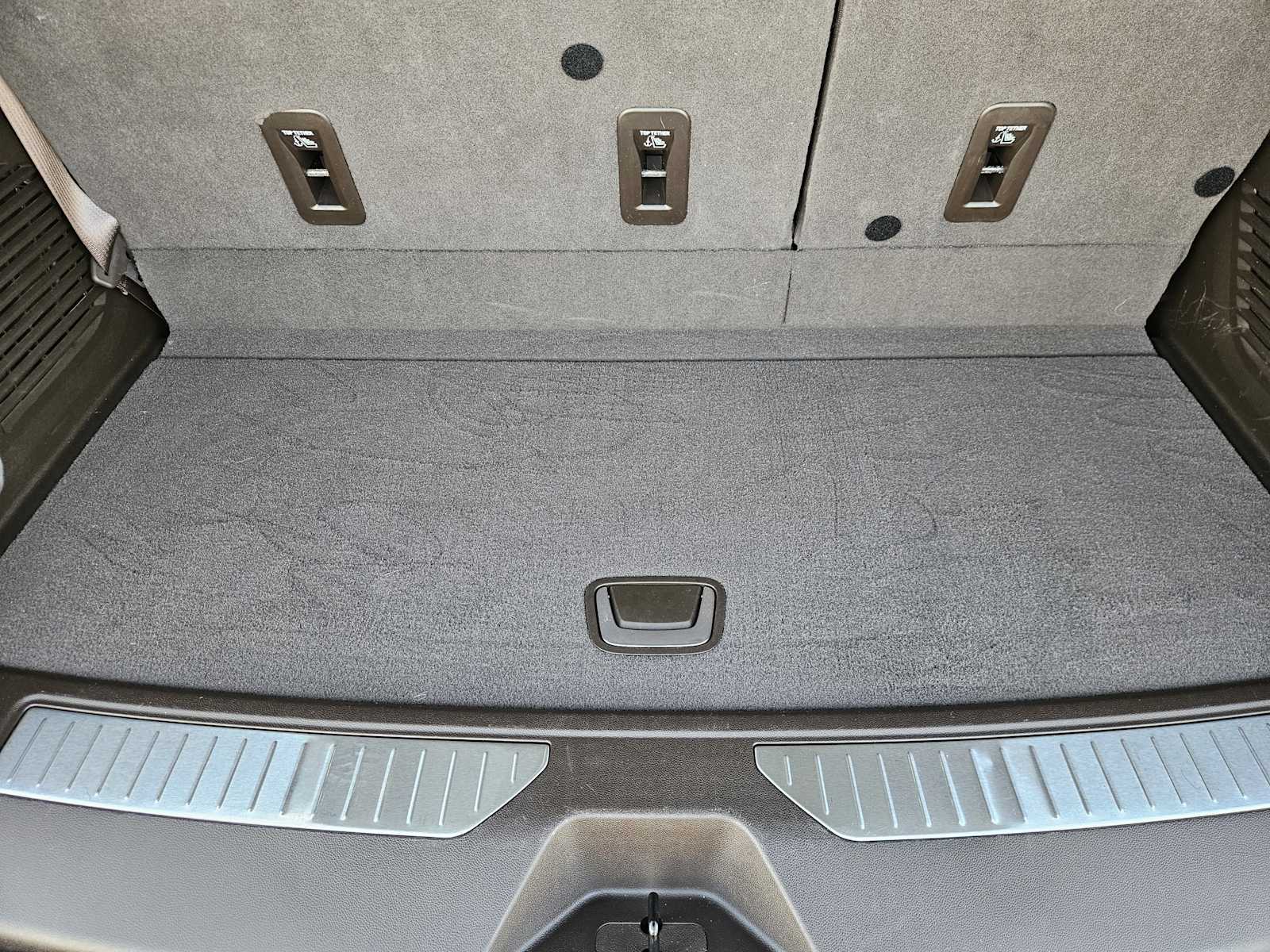 Thumbnail: 2022 GMC Yukon - 33