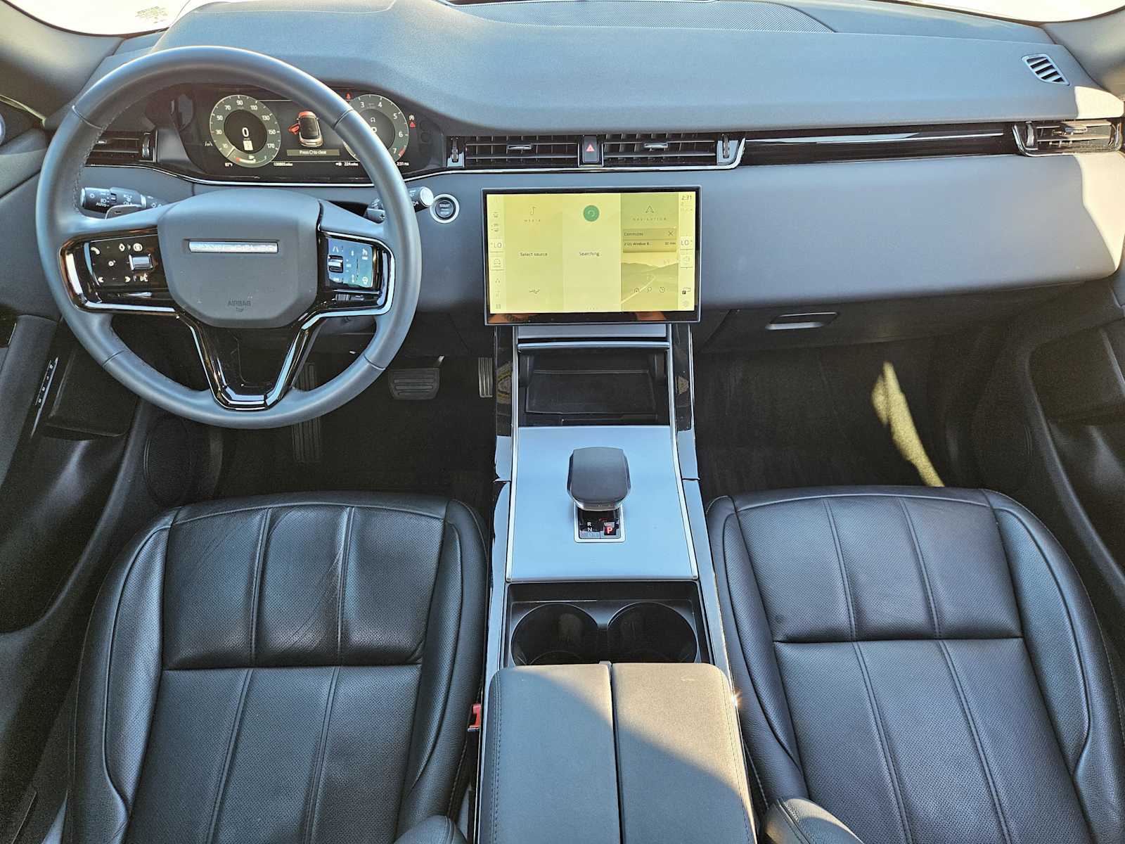 Thumbnail: 2024 Land Rover Range Rover Evoque - 24