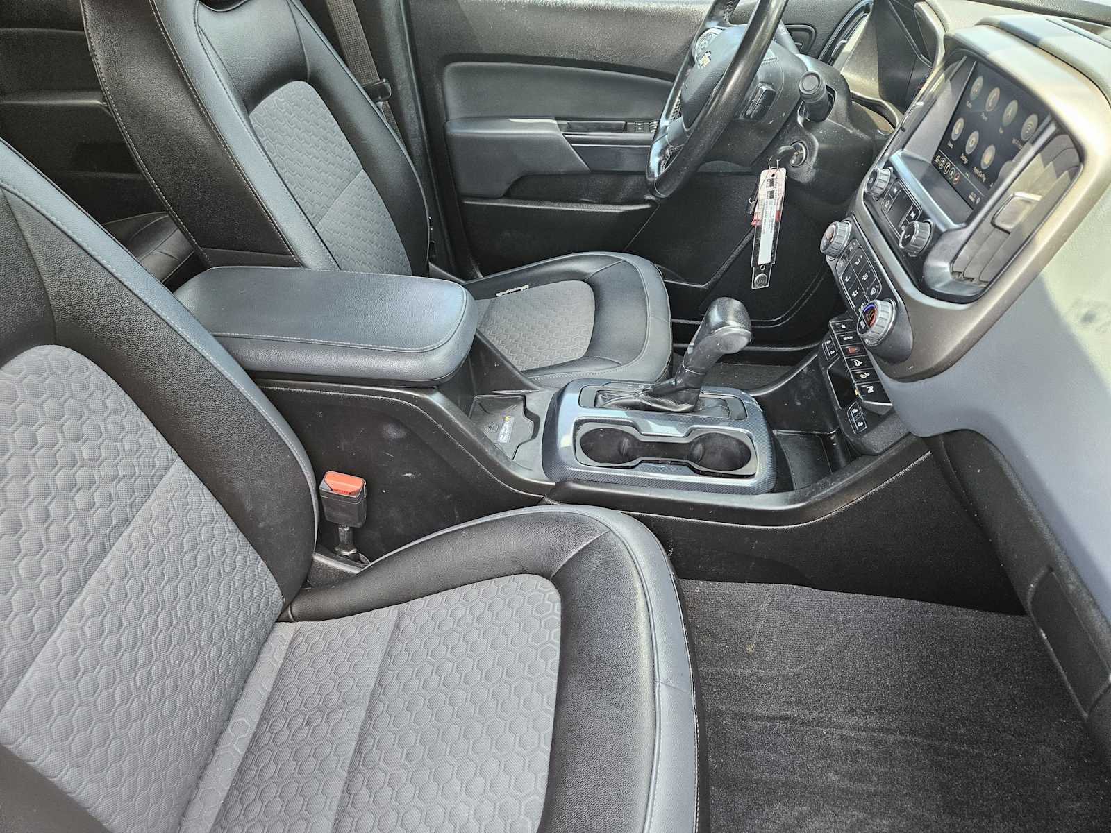 Thumbnail: 2019 Chevrolet Colorado - 14