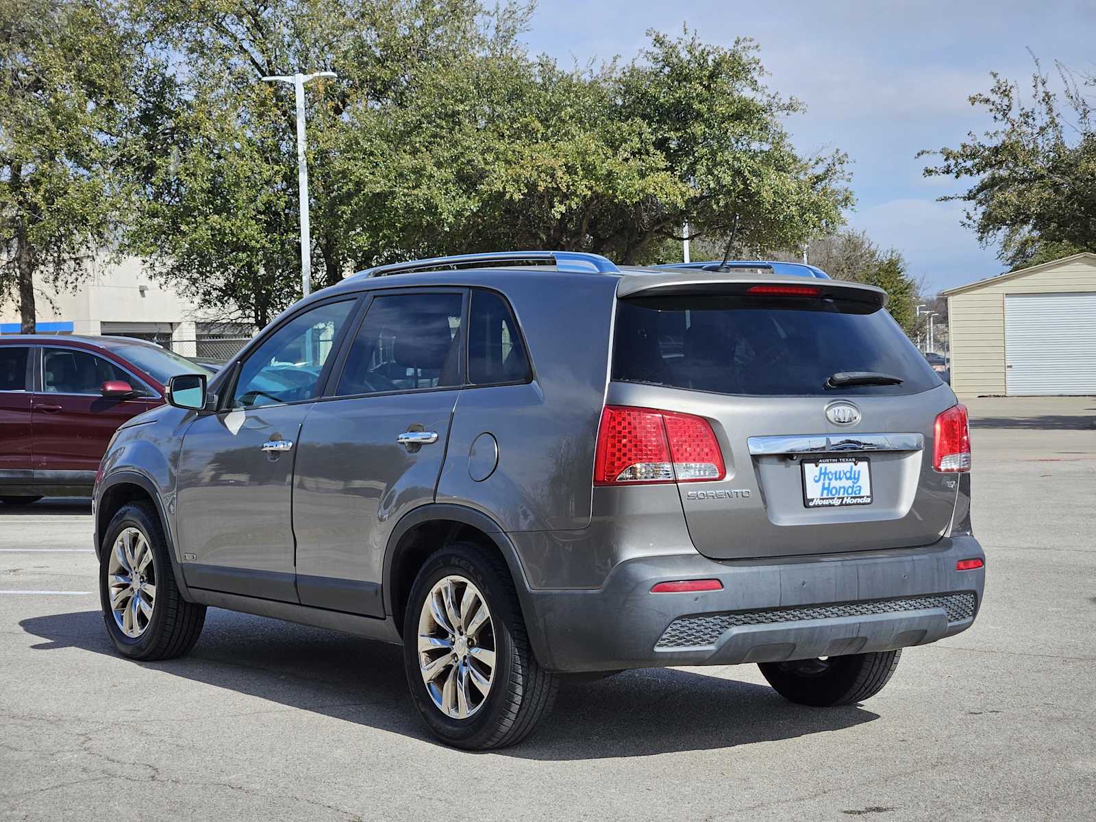 Thumbnail: 2011 Kia Sorento - 5