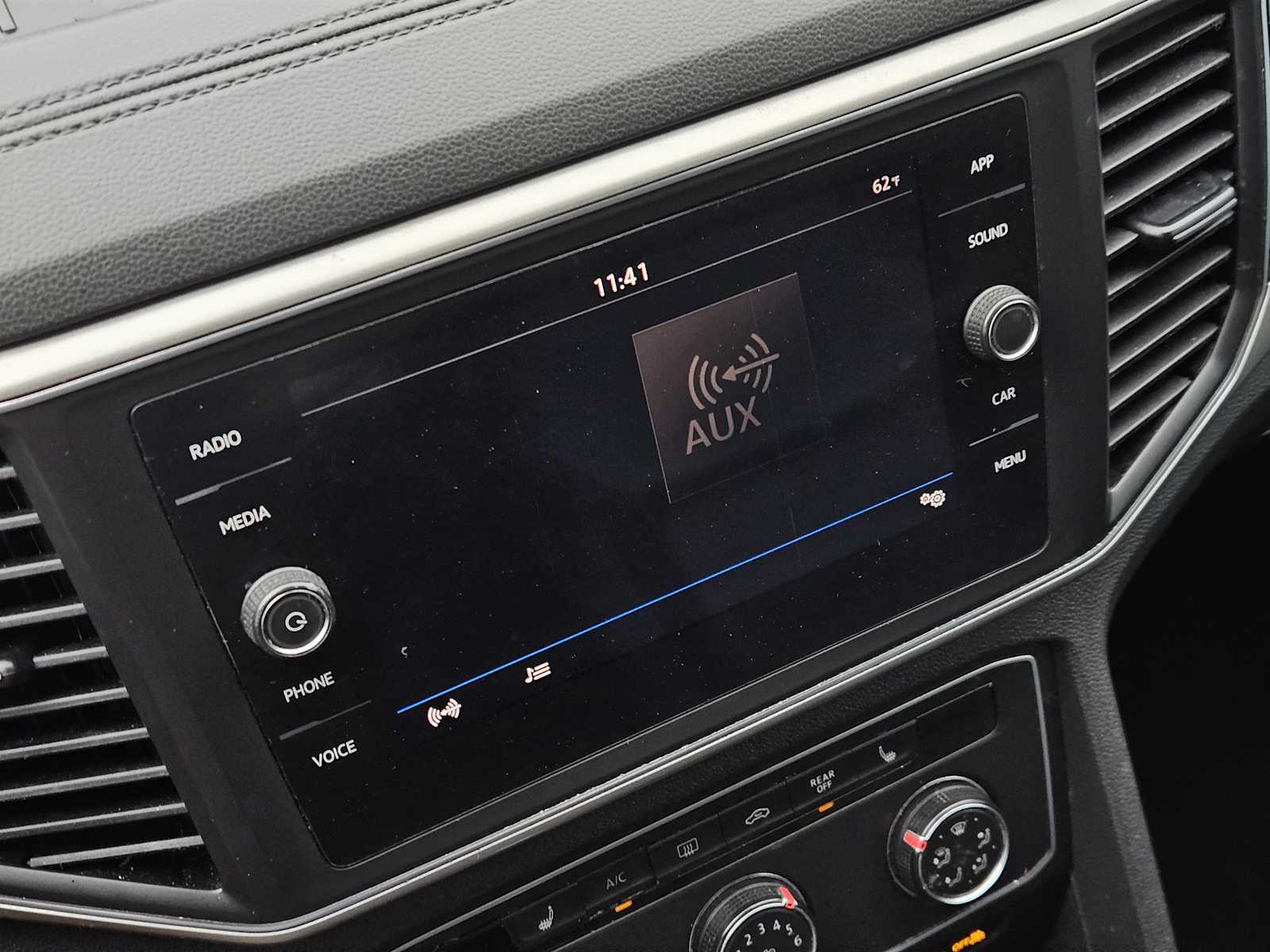 Thumbnail: 2018 Volkswagen Atlas - 17