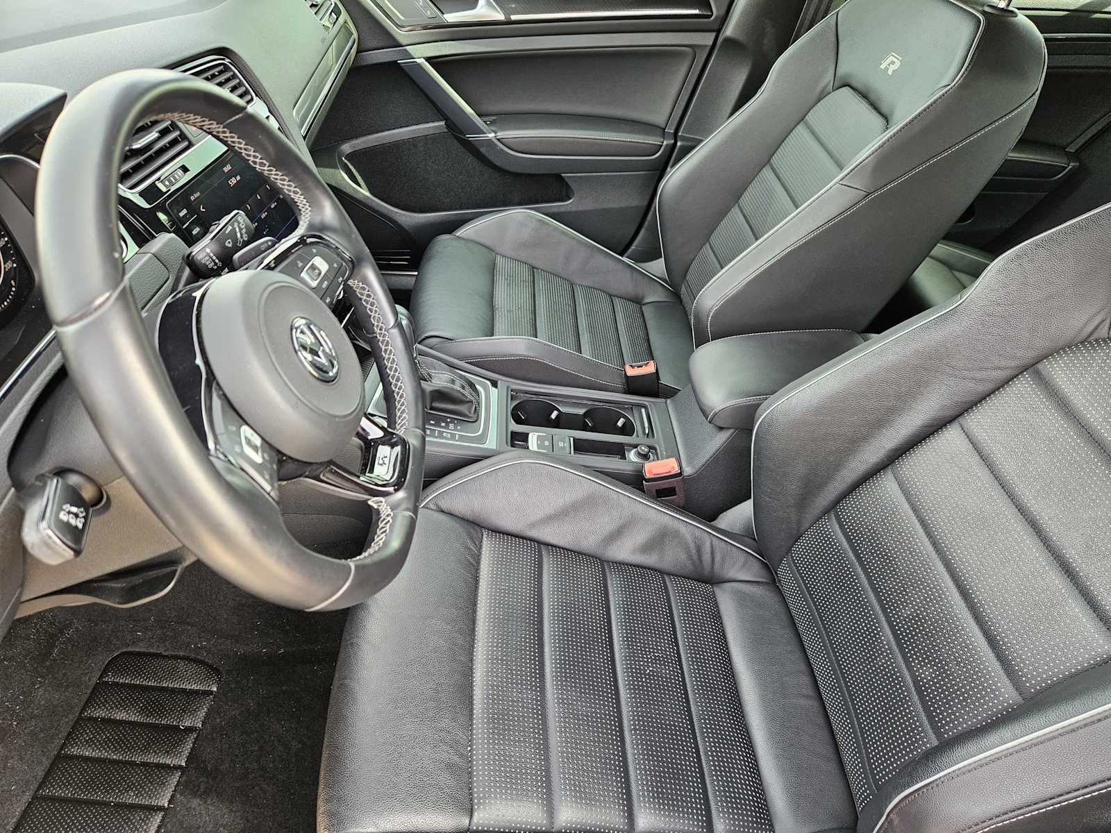 Thumbnail: 2019 Volkswagen Golf - 13