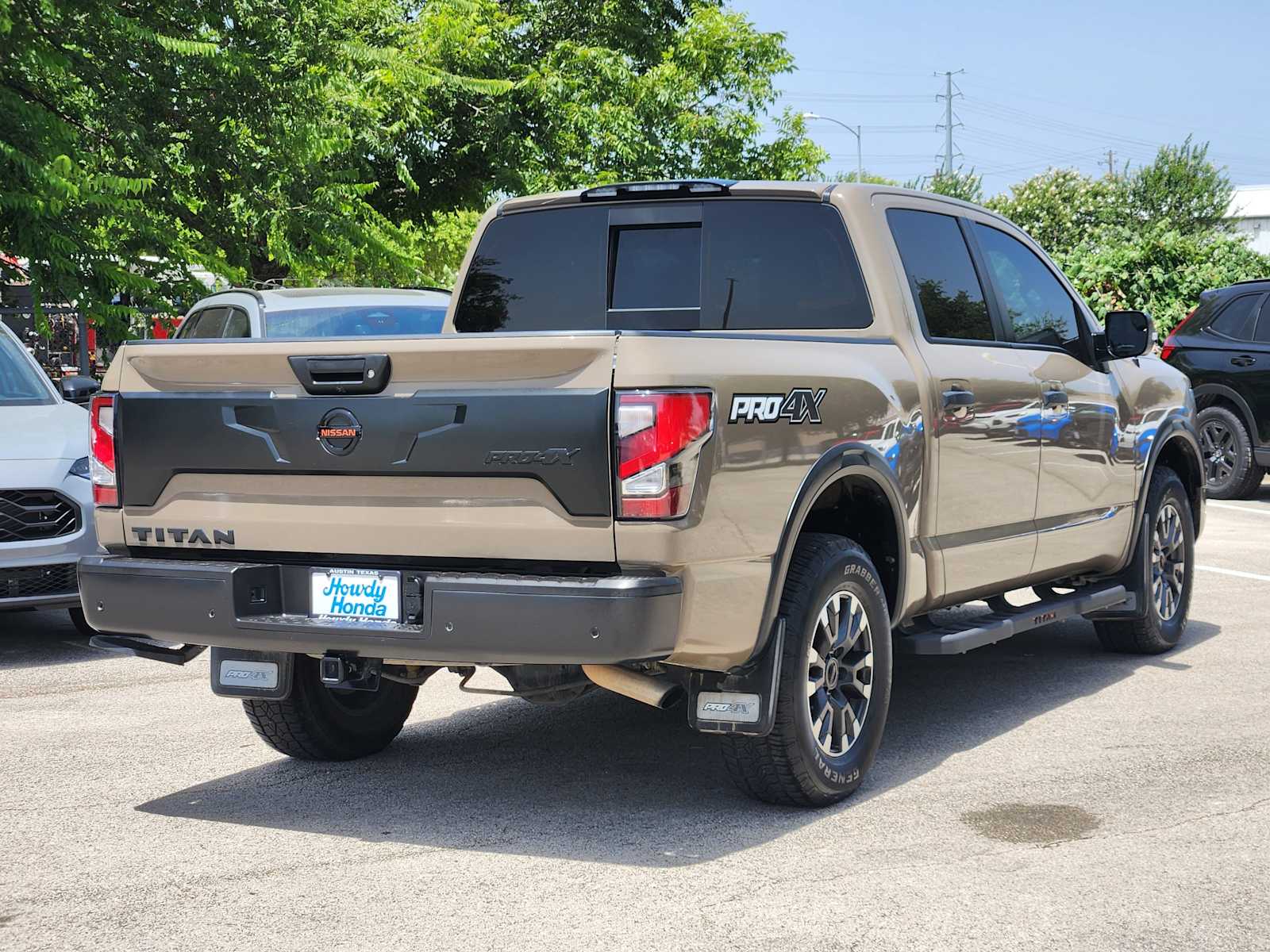 Thumbnail: 2021 Nissan Titan - 5