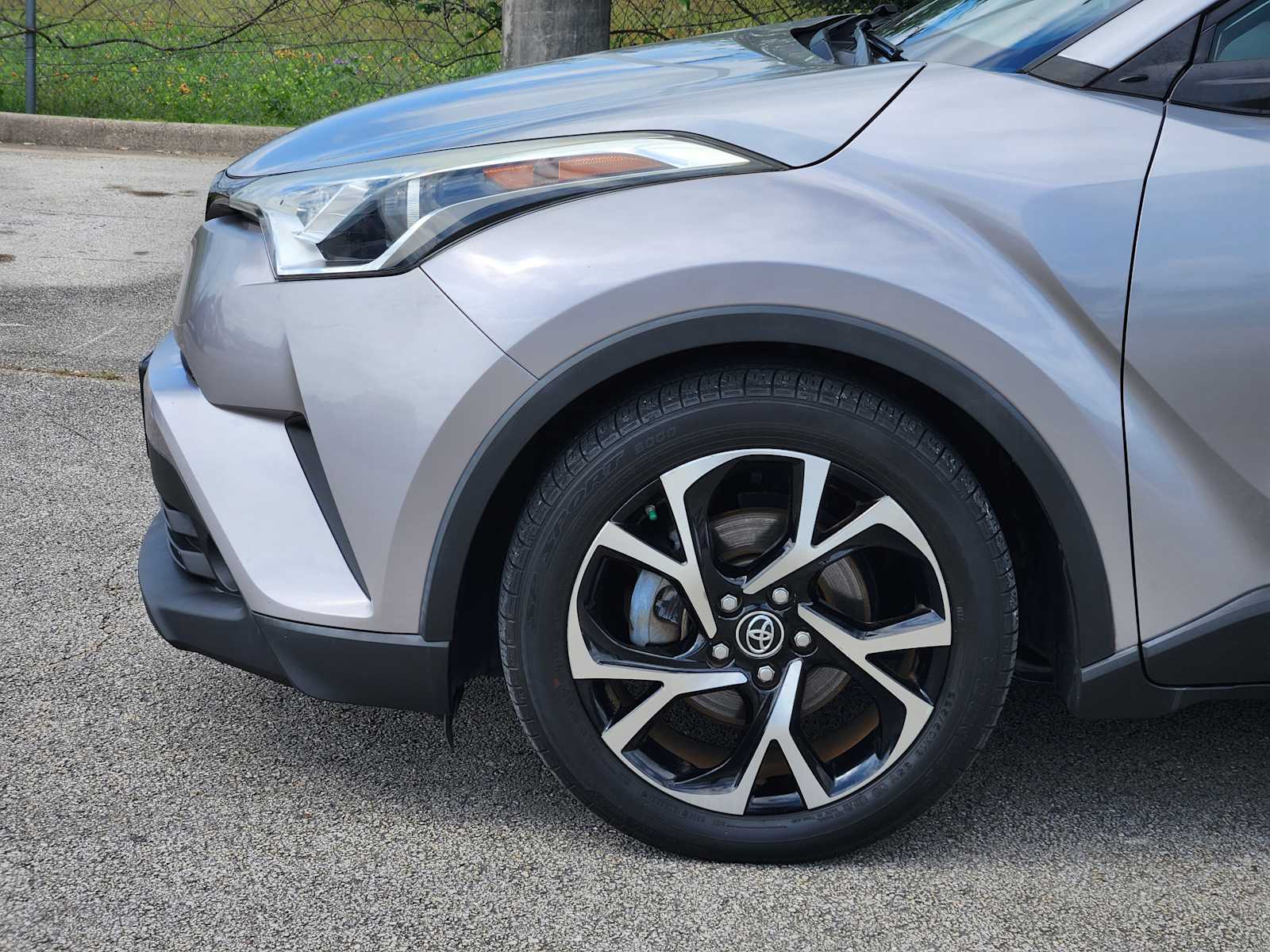 Thumbnail: 2018 Toyota C-HR - 8
