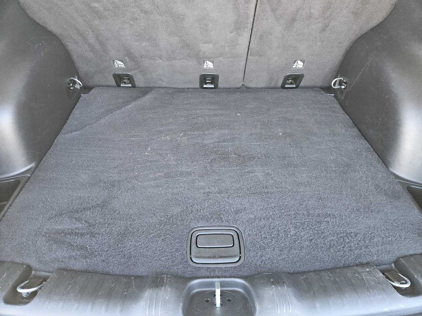 Thumbnail: 2020 Jeep Compass - 30