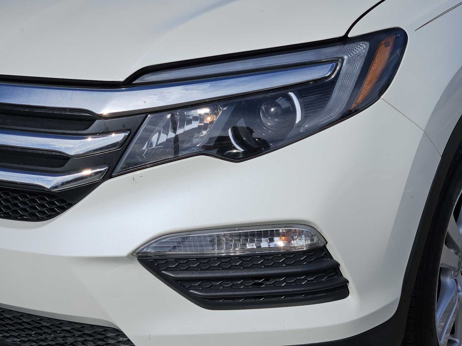 Thumbnail: 2016 Honda Pilot - 7