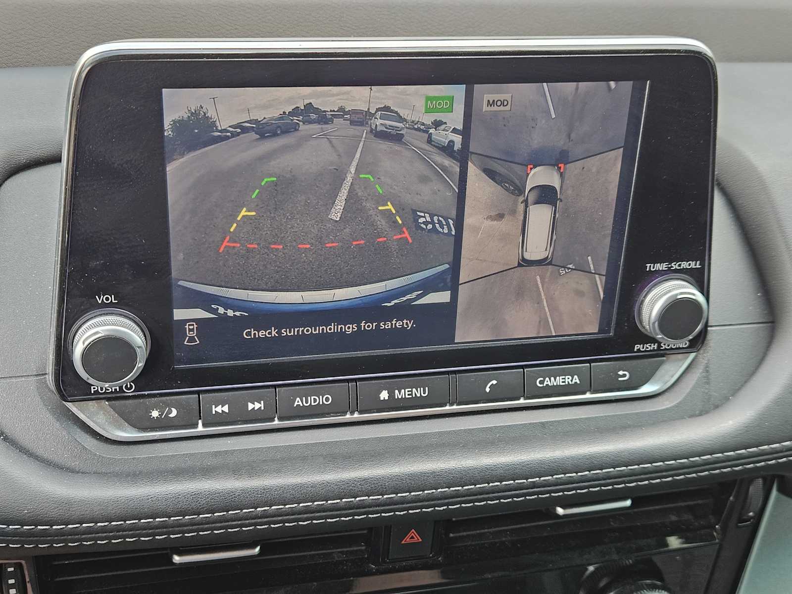 Thumbnail: 2021 Nissan Rogue - 18