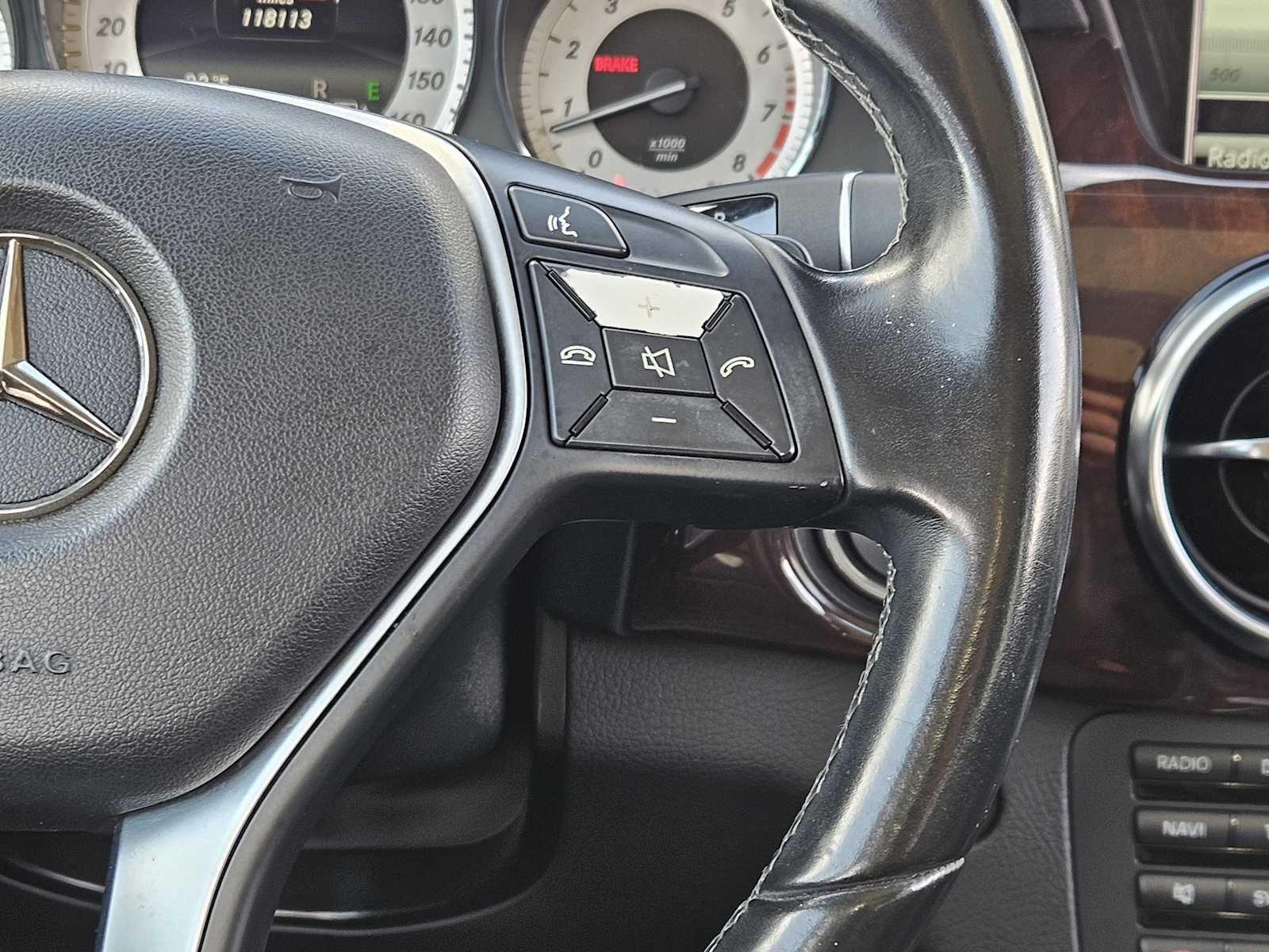 Thumbnail: 2015 Mercedes-Benz GLK - 28