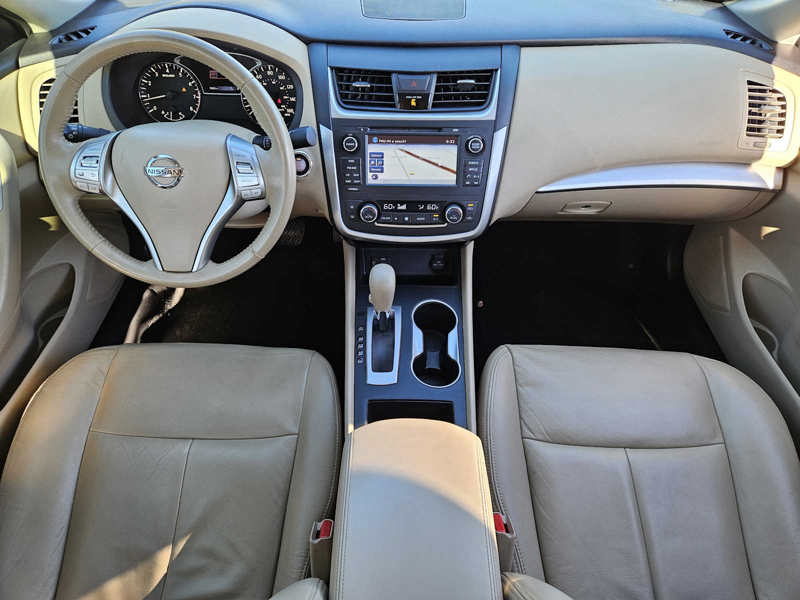 Thumbnail: 2016 Nissan Altima - 26