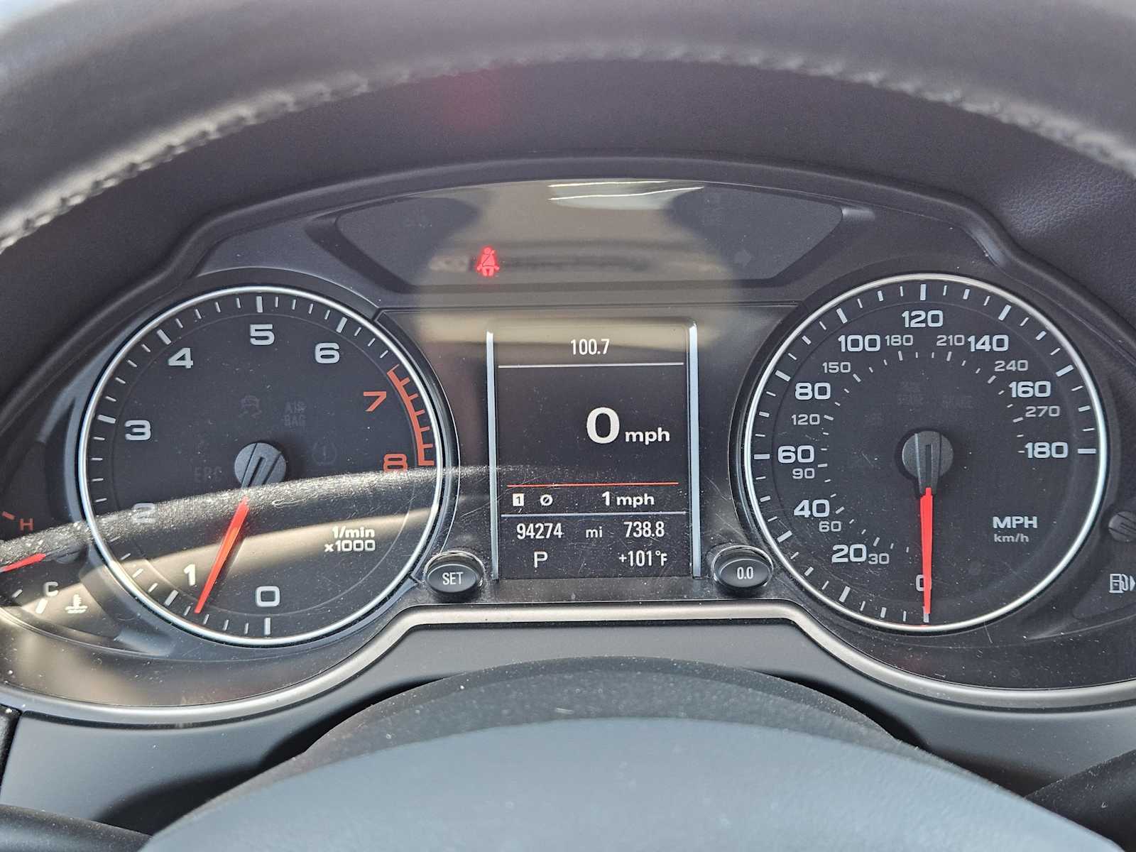 Thumbnail: 2010 Audi Q5 - 16