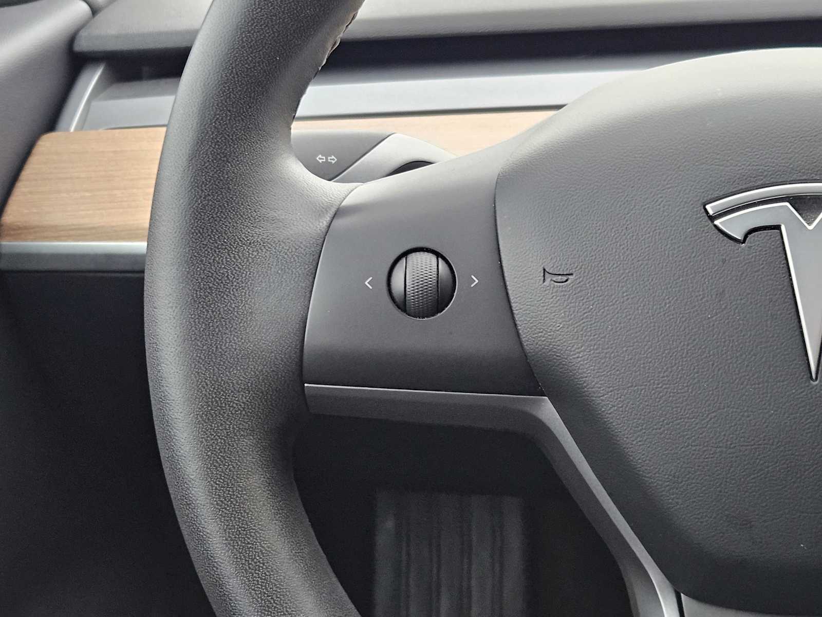 Thumbnail: 2019 Tesla Model 3 - 25