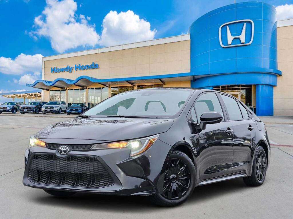 Used 2022 Toyota Corolla LE Sedan