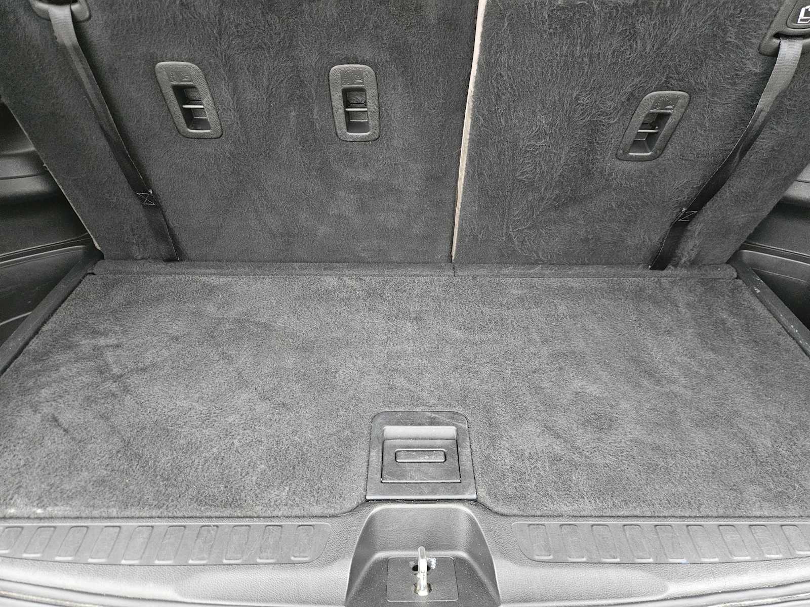 Thumbnail: 2017 Honda Pilot - 34