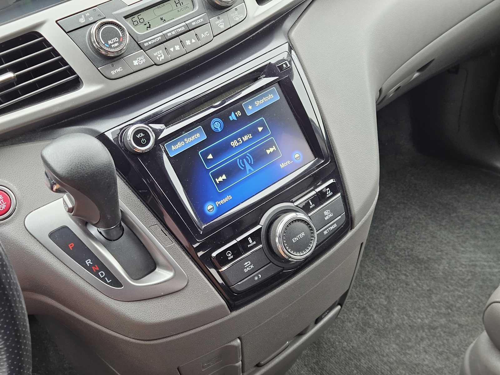 Thumbnail: 2016 Honda Odyssey - 19