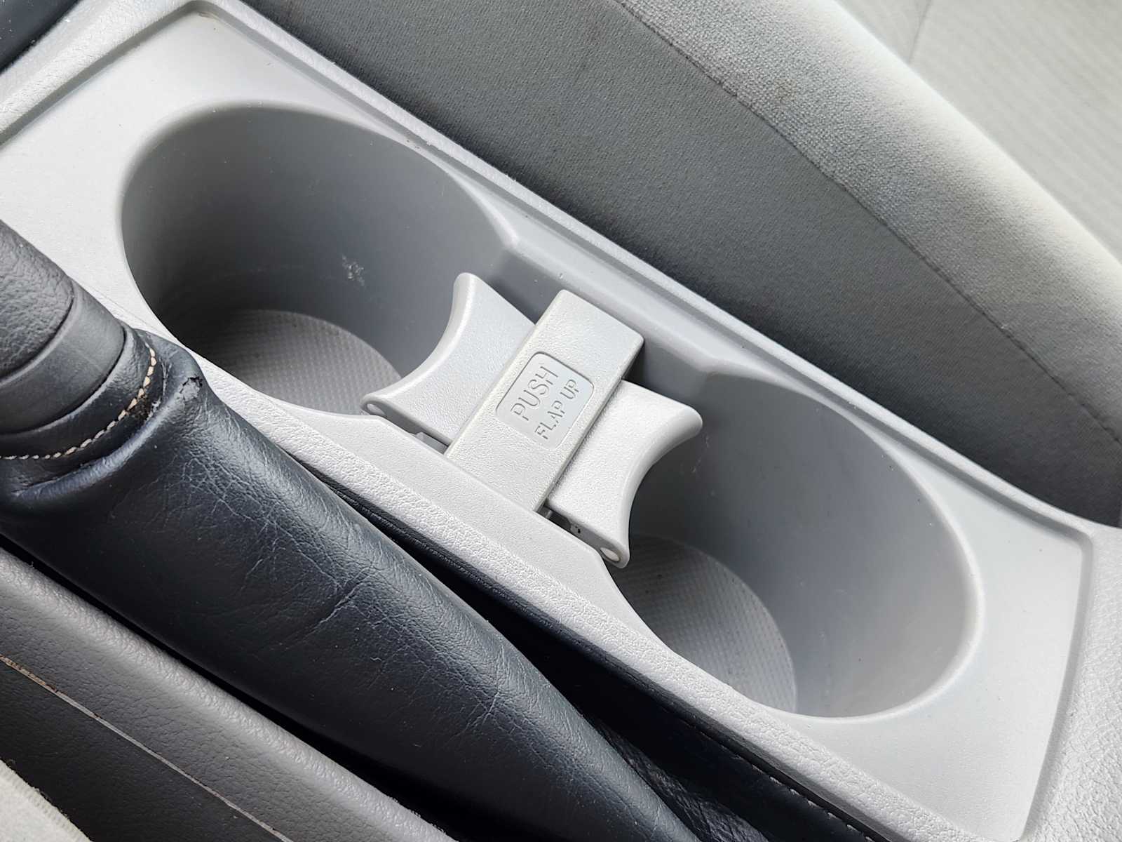 Thumbnail: 2010 Toyota Corolla - 20