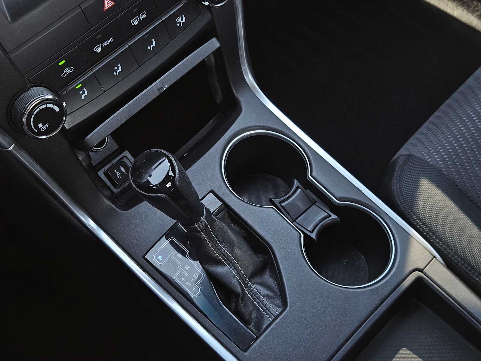 Thumbnail: 2017 Toyota Camry - 20