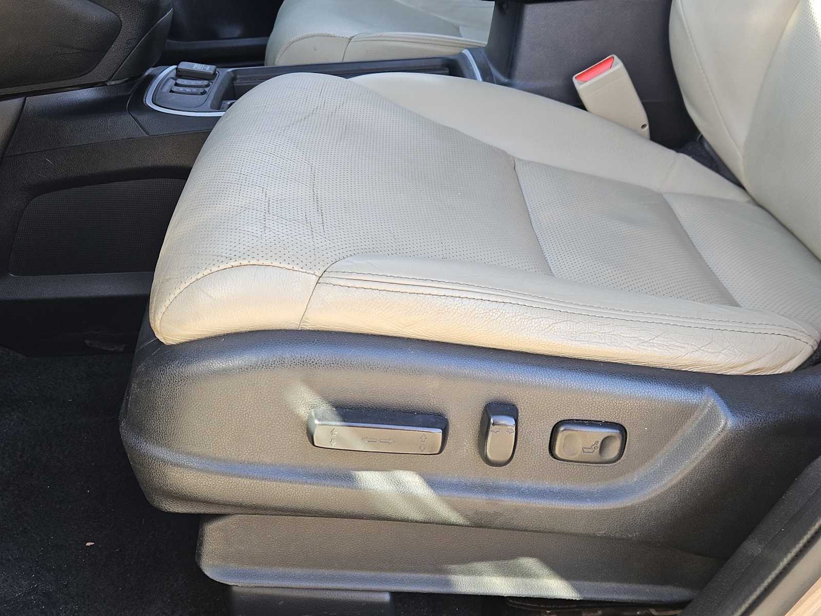 Thumbnail: 2016 Honda CR-V - 23