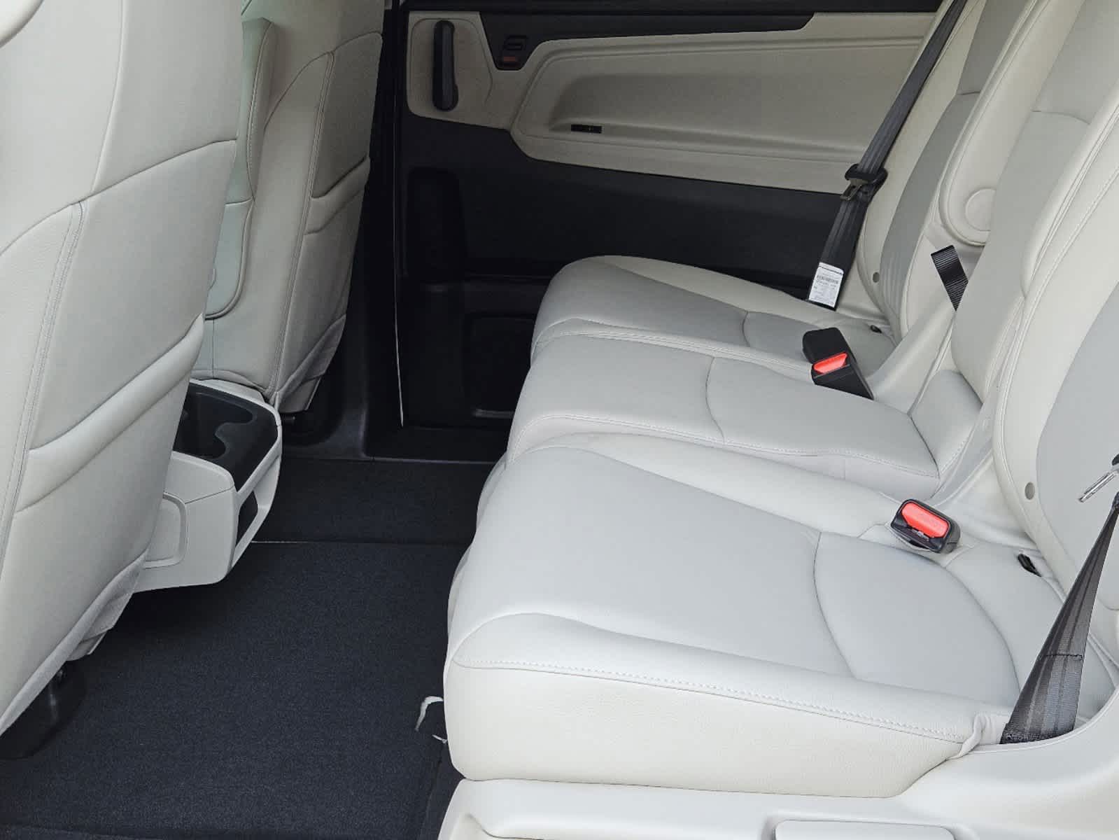 Thumbnail: 2026 Honda Odyssey - 22