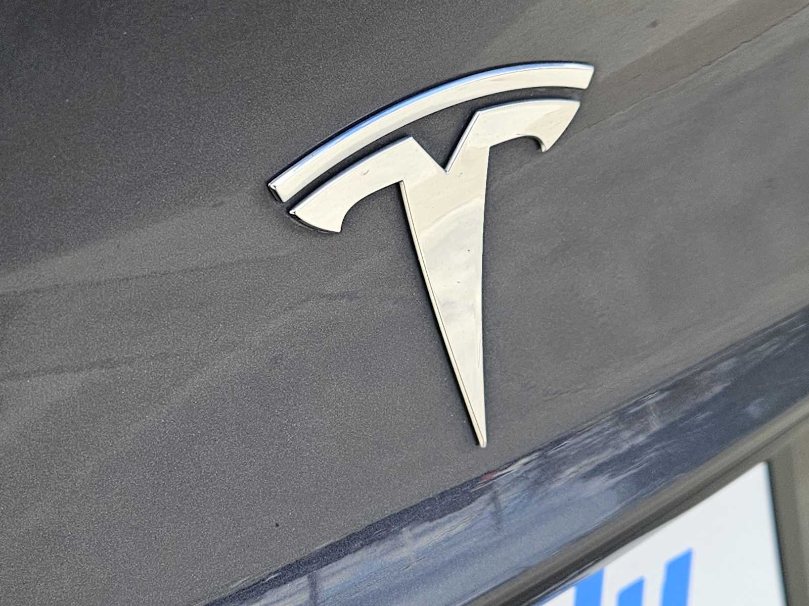 Thumbnail: 2022 Tesla Model 3 - 11