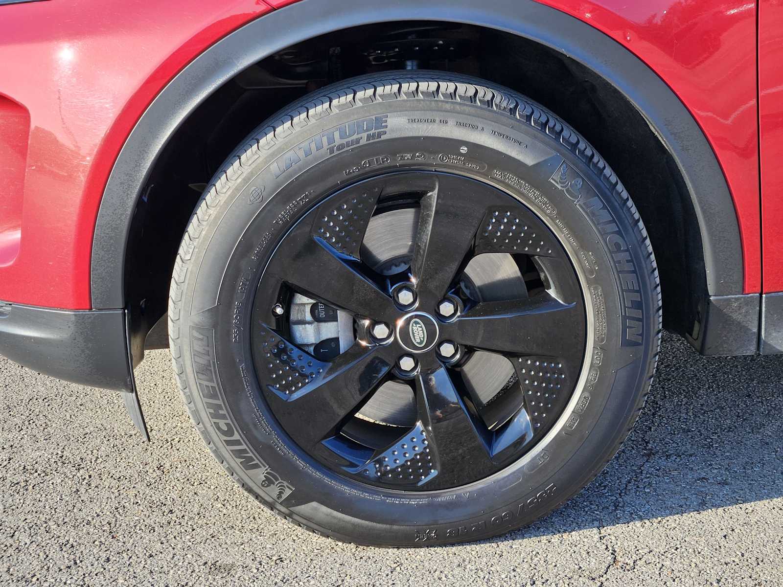 Thumbnail: 2020 Land Rover Discovery Sport - 9