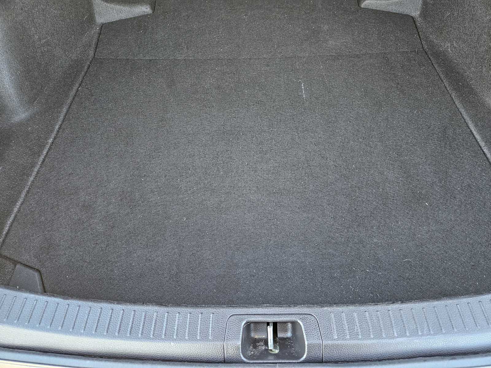 Thumbnail: 2024 Toyota Corolla - 30