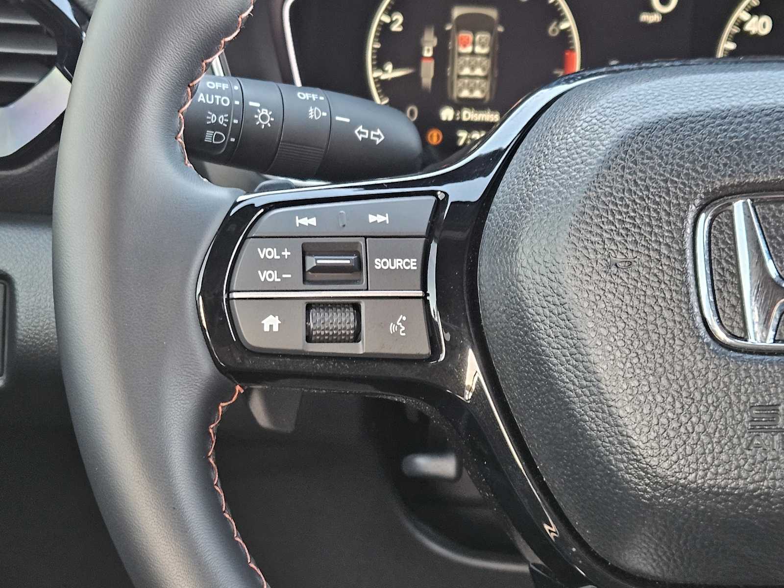 Thumbnail: 2025 Honda Pilot - 25